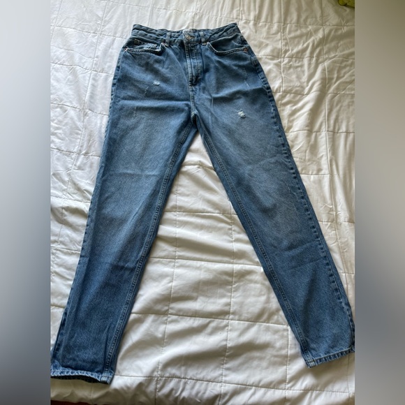BDG Mom High Rise Jeans - Picture 1 of 4